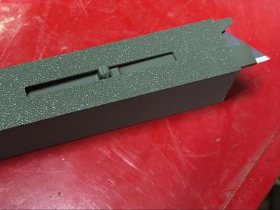 Cutter blade dispenser for 25mm blades 