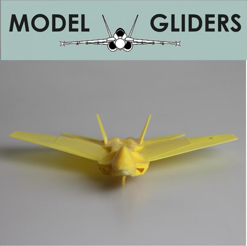 F18 Hornet Flying Glider Powered by an Elastic Band