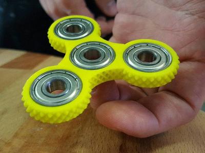 Knurled Tri-Spinner EDC Fidget Widget / Triple Bearing Spinner