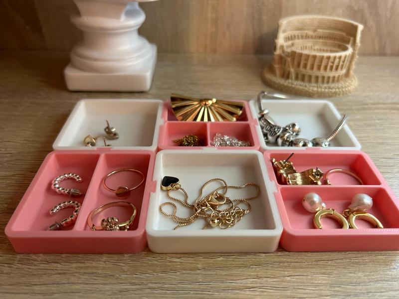 Jewellery organizer