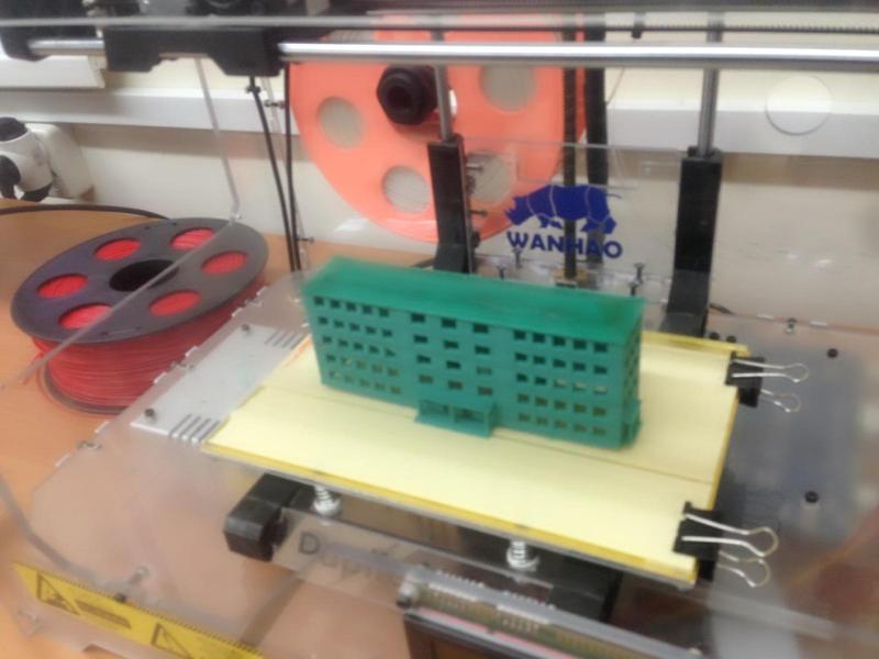 building 5 floors and 9 floors