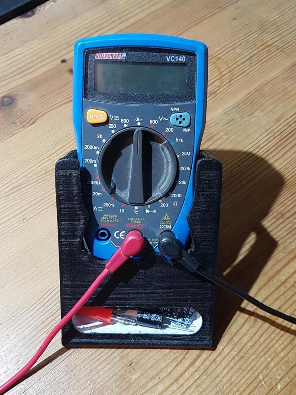 Multimeter holder (desk 45° & wall mount) for Voltcraft VC140 -- Multimeter Halter (Schreibtisch 45° & Wandmontage ) für Voltcraft VC140