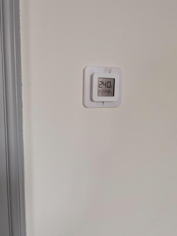 Xiaomi Mi Temperature and Humidity wall mount