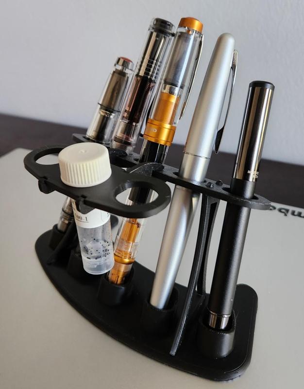 5 Pen Stand with optional shelf for 3 ink vials