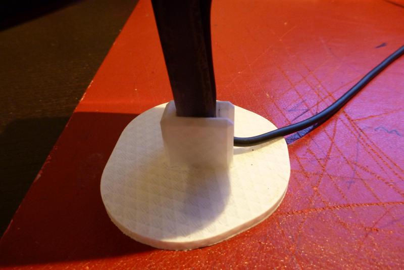 spare speaker stand for Creative Gigaworks t3 speakers