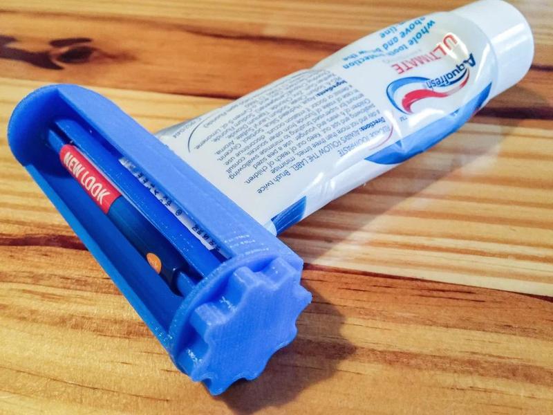 Toothpaste Tube Squeezer