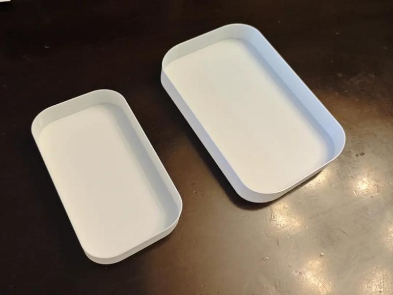 Four sizes of trays, dishes, and dog bowls: extra large, large, medium, and small.  Economical material usage, one-click printing