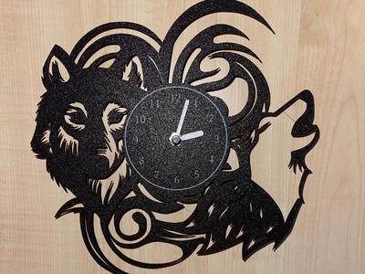 Wolf Clock