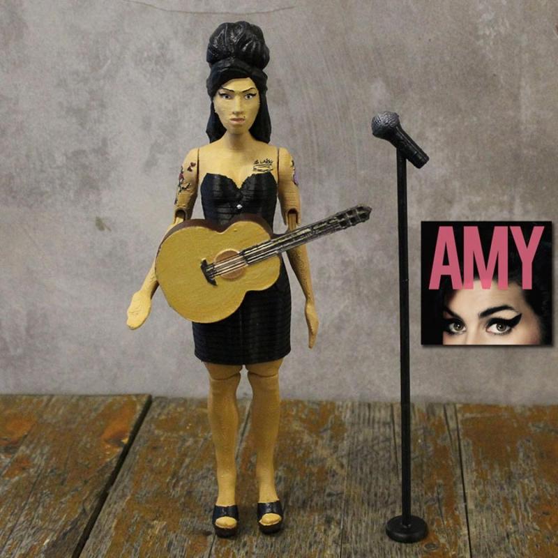 Amy Winehouse Articulated Doll - Support Free
