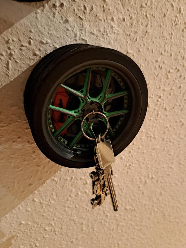 Rim Wall Key Mount