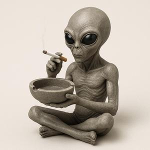 Original alien ashtray in the shape of UFO and extraterrestrial 3D for printing