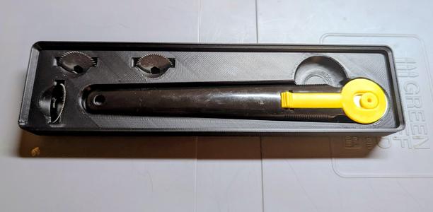 Gridfinity bin for Trumpeter riveting tool