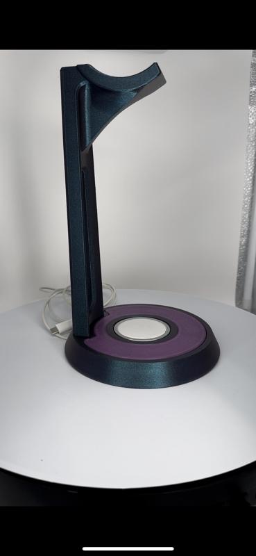 HALO HEADPHONE STAND WITH MAGSAFE iPhone Charger built in!