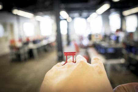 Finger Gate