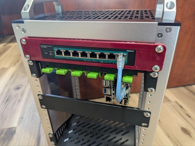 1U, TPE-TG82ES 10" Rack Switch Mount