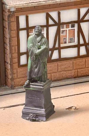 Martin Luther monument H0