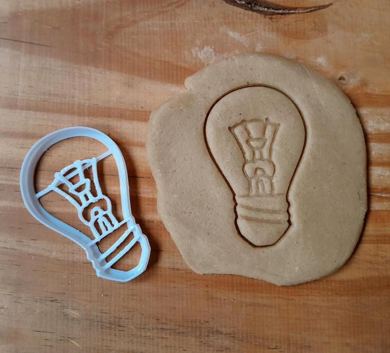 Light bulb - Cookie cutter, dough - Incandescent, electricity, tesla, idea