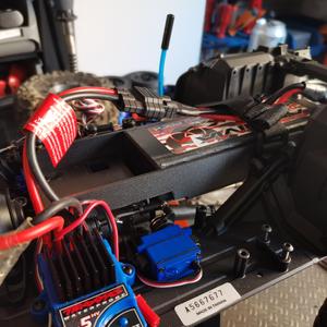 TRX-4 High Trail battery tray low