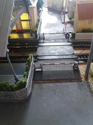 1900 level crossing with rail crossing