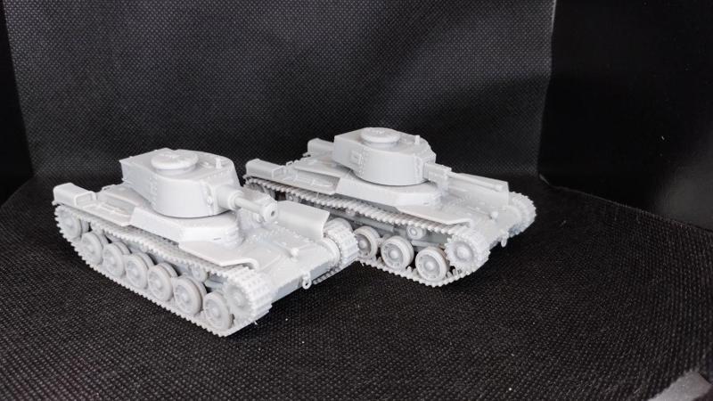 Type 97 Chi-Ha Kai + Type 97 Shinhoto Chi-Ha 120mm + 2 Tankmen (Japan, WW2)