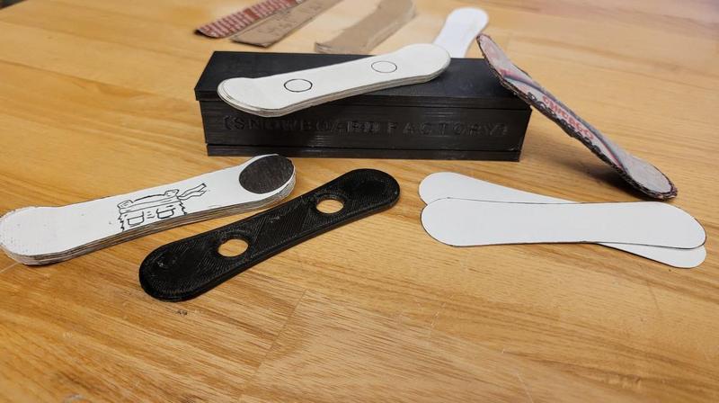 〔ＳＮＯＷＢＯＡＲＤ ＦＡＣＴＯＲＹ〕