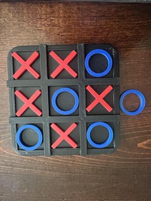 Tic-tac-toe set