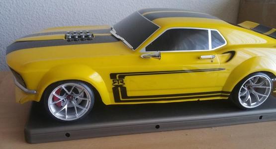 Mustang 69 RTR HPI Kinsler fuel injection