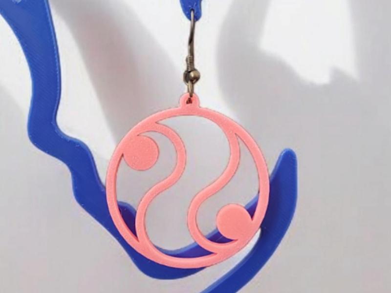 Elegant Swirl Geometric Earrings