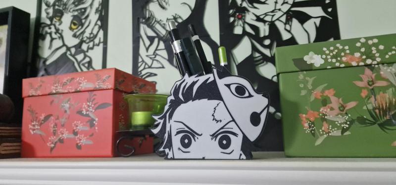 Demon Slayer Tanjiro Kamado pen / tool holder Kimetsu no Yaiba