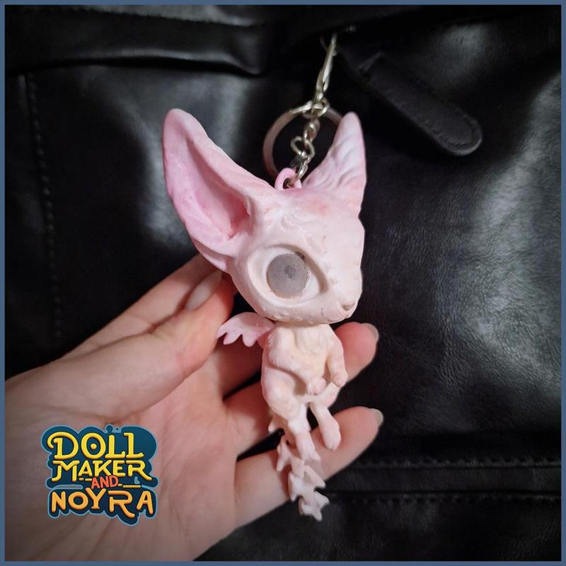 keychain movable 