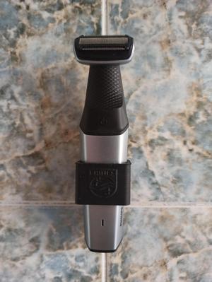 Philips bodygroom wall holder