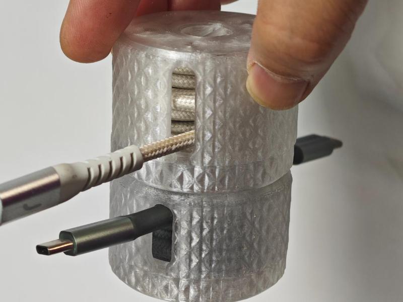 Charger Cable Organizer/Magnetic Stacking