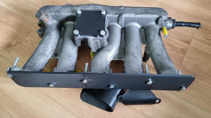 Volvo R5 engines manifold dummy plugs for sanding