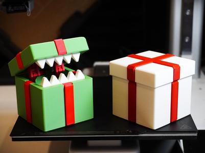 Giftbox Mimic - Model Kit