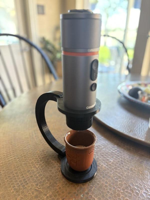 Portable stand for portable espresso/Nespresso machine