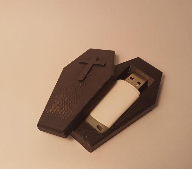 USB Coffin