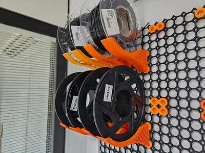 Multiboard - Bolt-locked Spool Holder