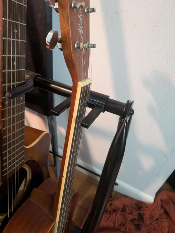 Hurcules Guitar Stand Divider