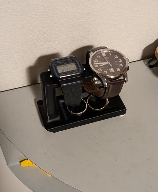 Universal Watch Holder Stand