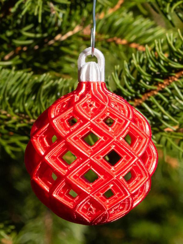 Mini Christmas Ball - Medium Lattice
