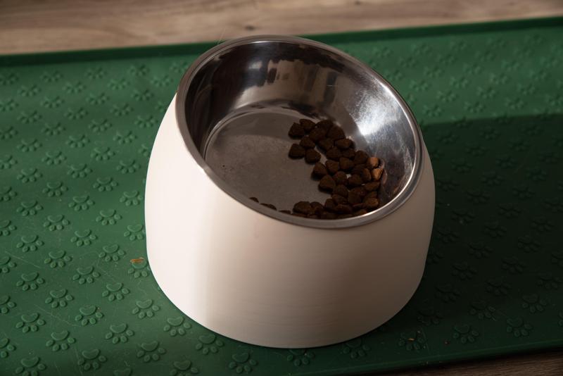 Minimalist Ergonomic Cat Bowl Stand