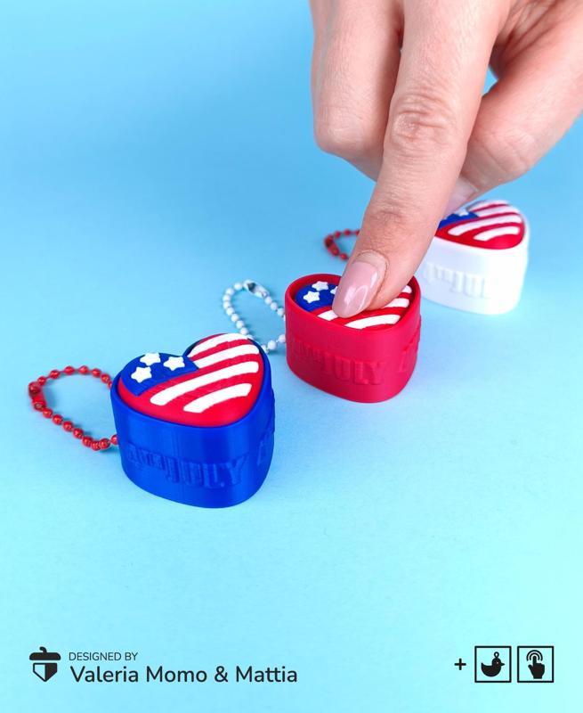 USA Heart Clicker Keychain – 4th of July Edition