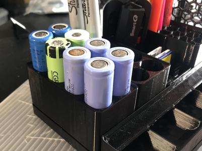 Gridfinity 2x1 8x 18650 Battery Holder