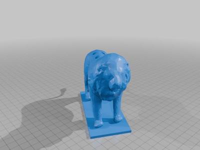 lion pen holder