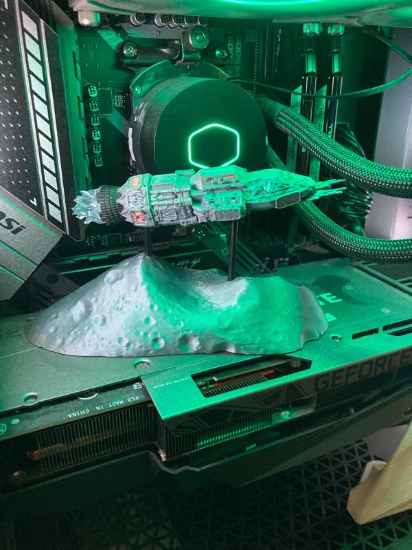 Eros Station Rocinante Diorama stand