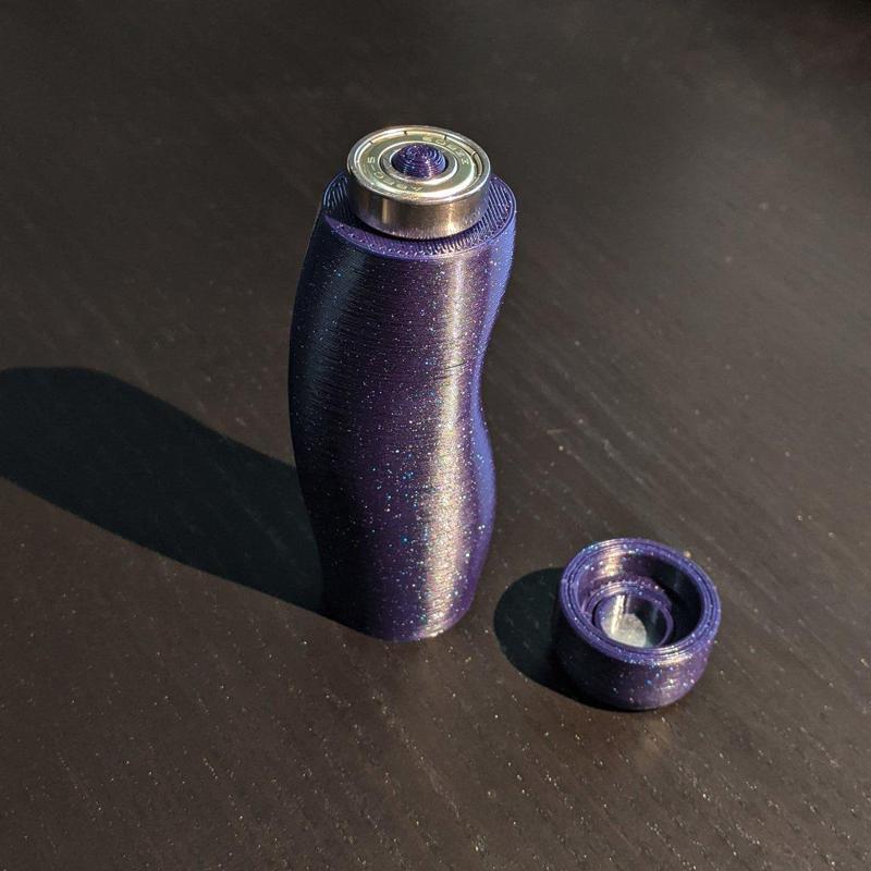 The famous rotatory miniature painting handle