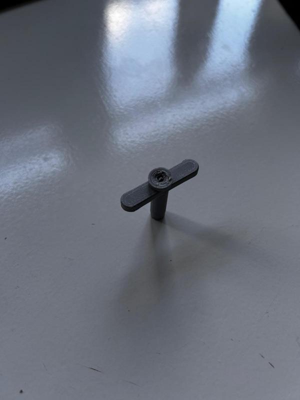 Strawberry crown remover