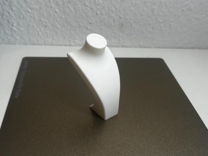 Small Necklace Display Bust / Halsketten Büste