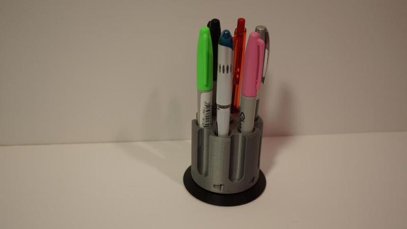Spinning Cylinder pen holder