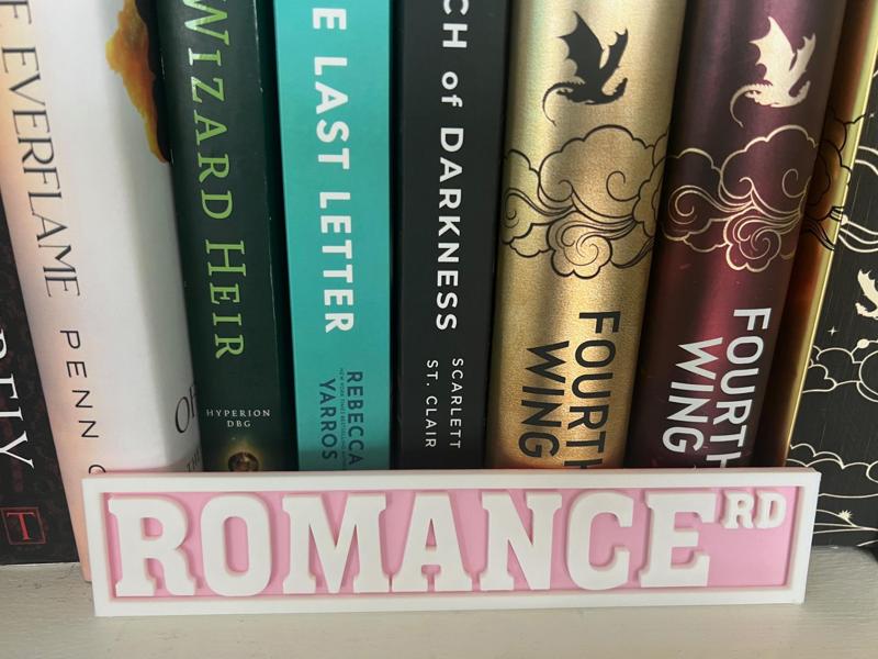 Bookshelf Sign – Romance Rd – Street Sign
